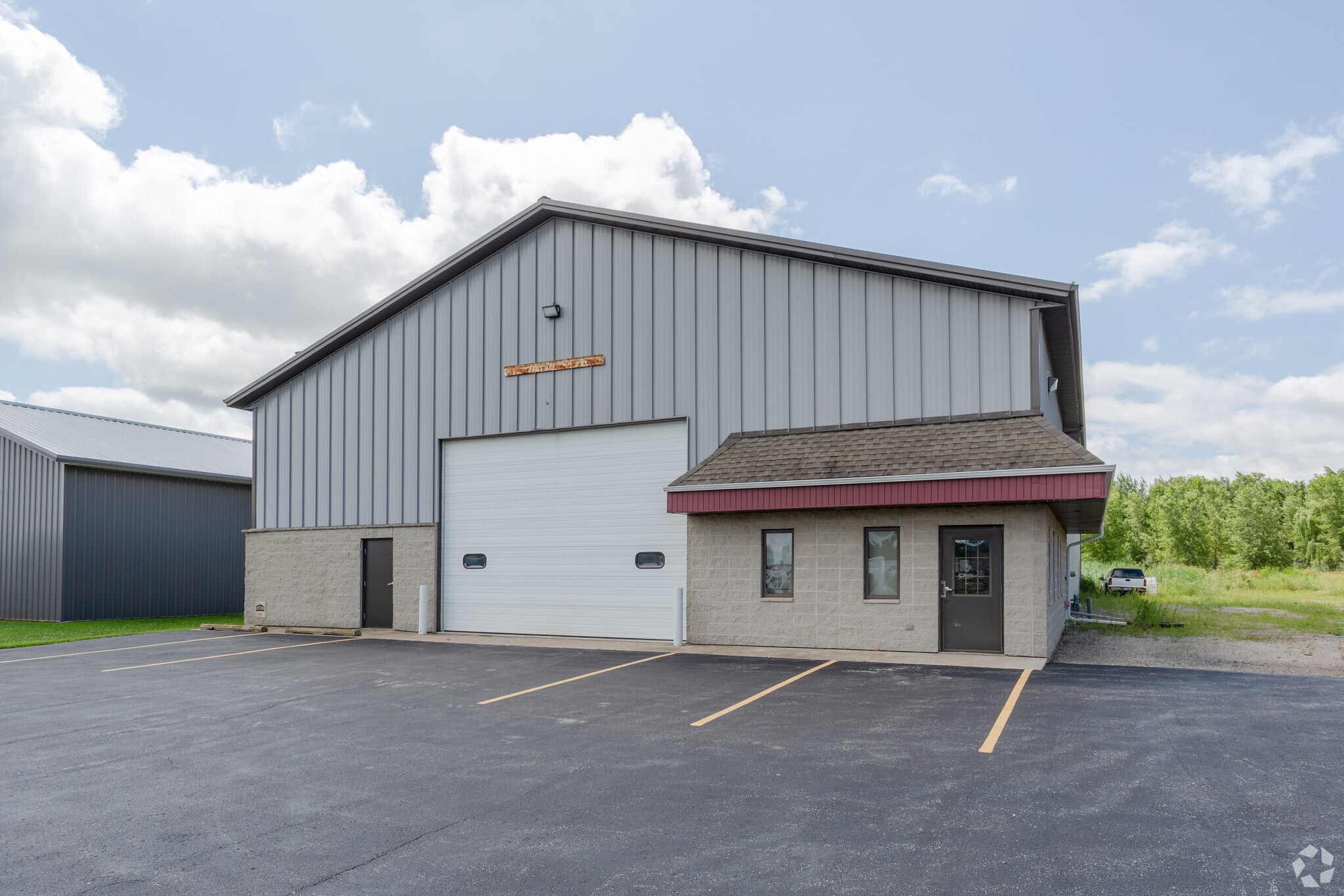 1133 Flightway Dr, De Pere, WI for Rent