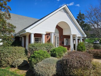 Hendersonville, NC undefined - 800 Beverly Hanks Ctr