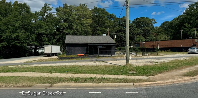 1001 E Sugar Creek Rd, Charlotte, NC for Sale