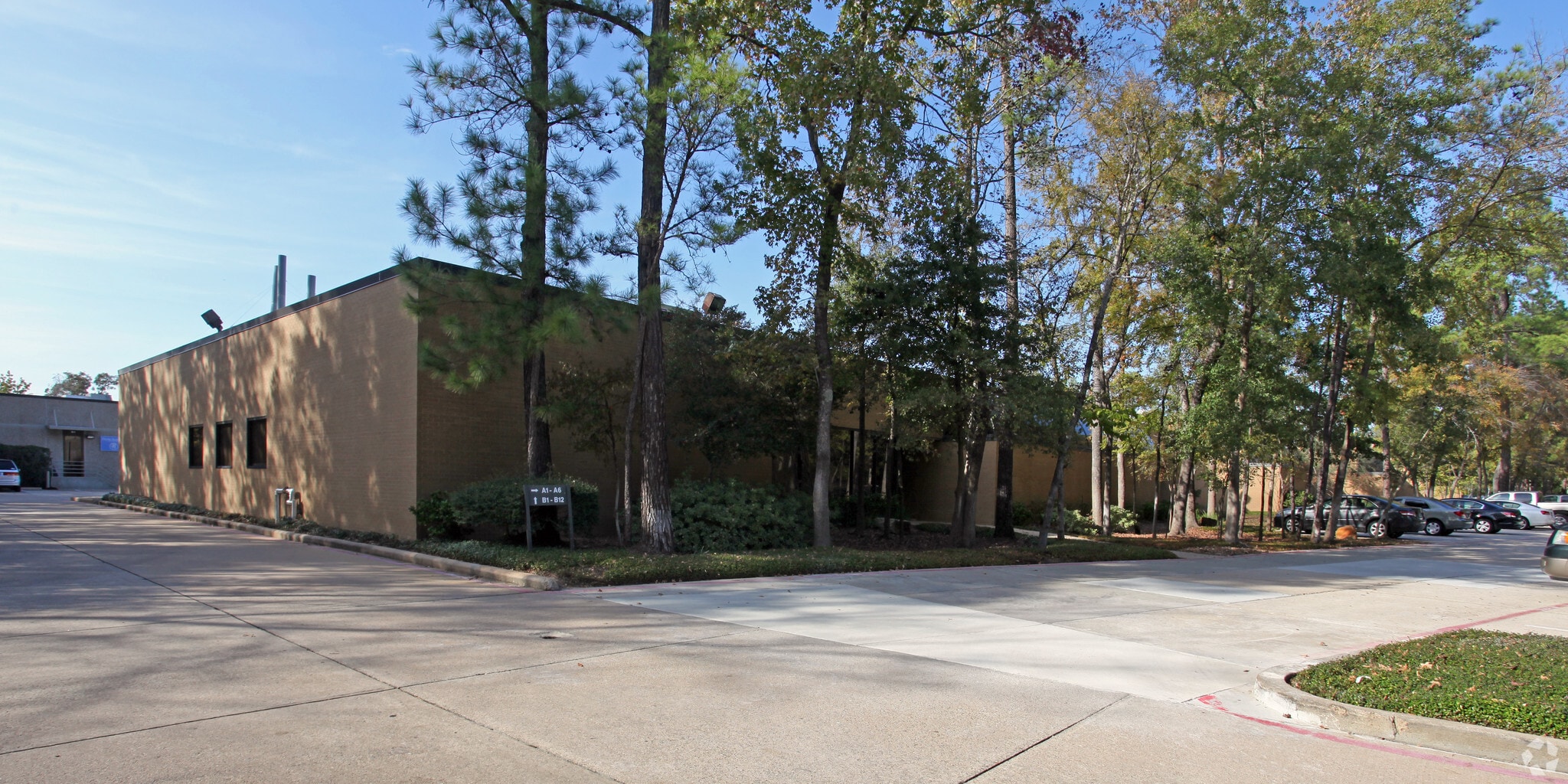 9391 Grogans Mill Rd, The Woodlands, TX for Rent