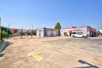 Norman, OK Car Washes - 3250 W Robinson St