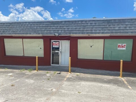 428 US Highway 27, Moore Haven, FL for Rent