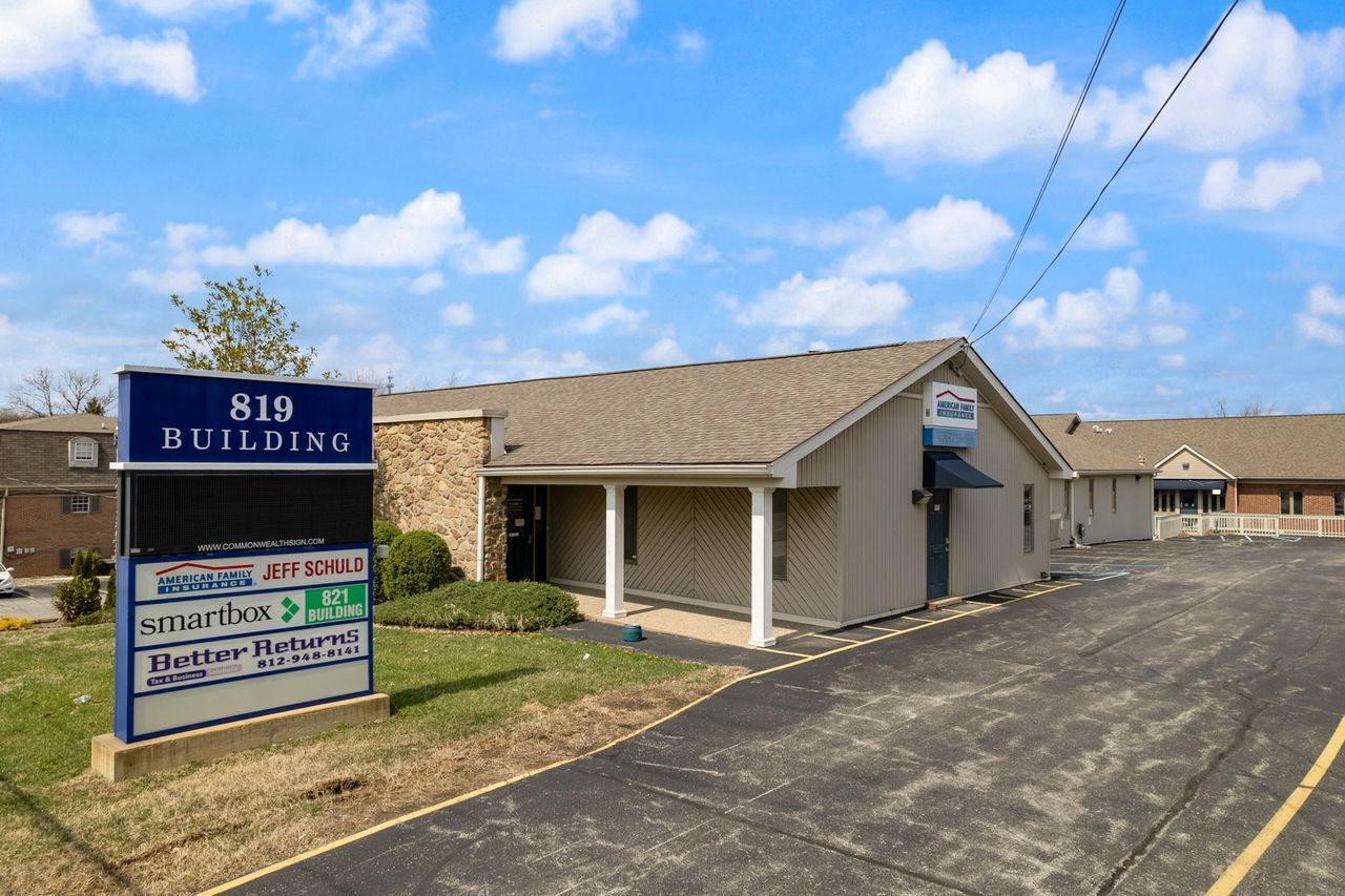 819 Mt Tabor Rd, New Albany, IN for Sale