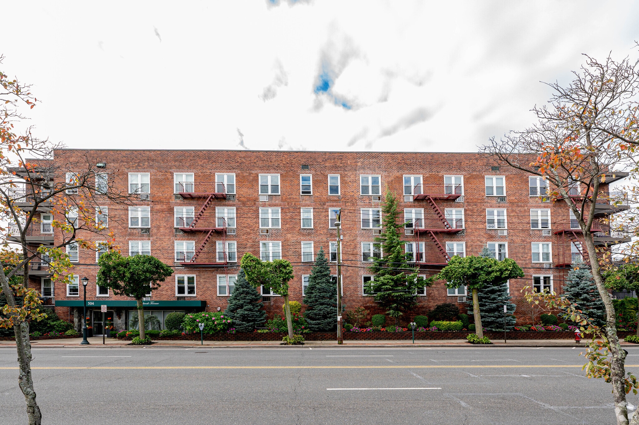 504 Merrick Rd, Lynbrook, NY for Sale