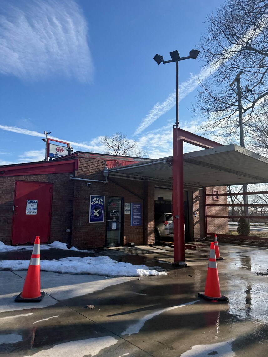 3330 Central Pky, Cincinnati, OH for Rent