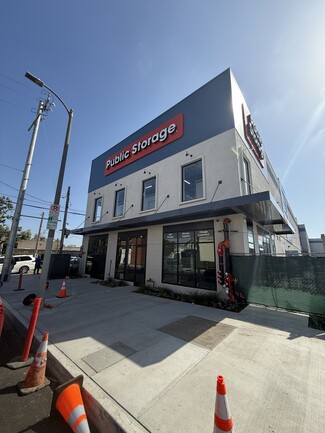 Los Angeles, CA Retail - 3871 Grand View Blvd