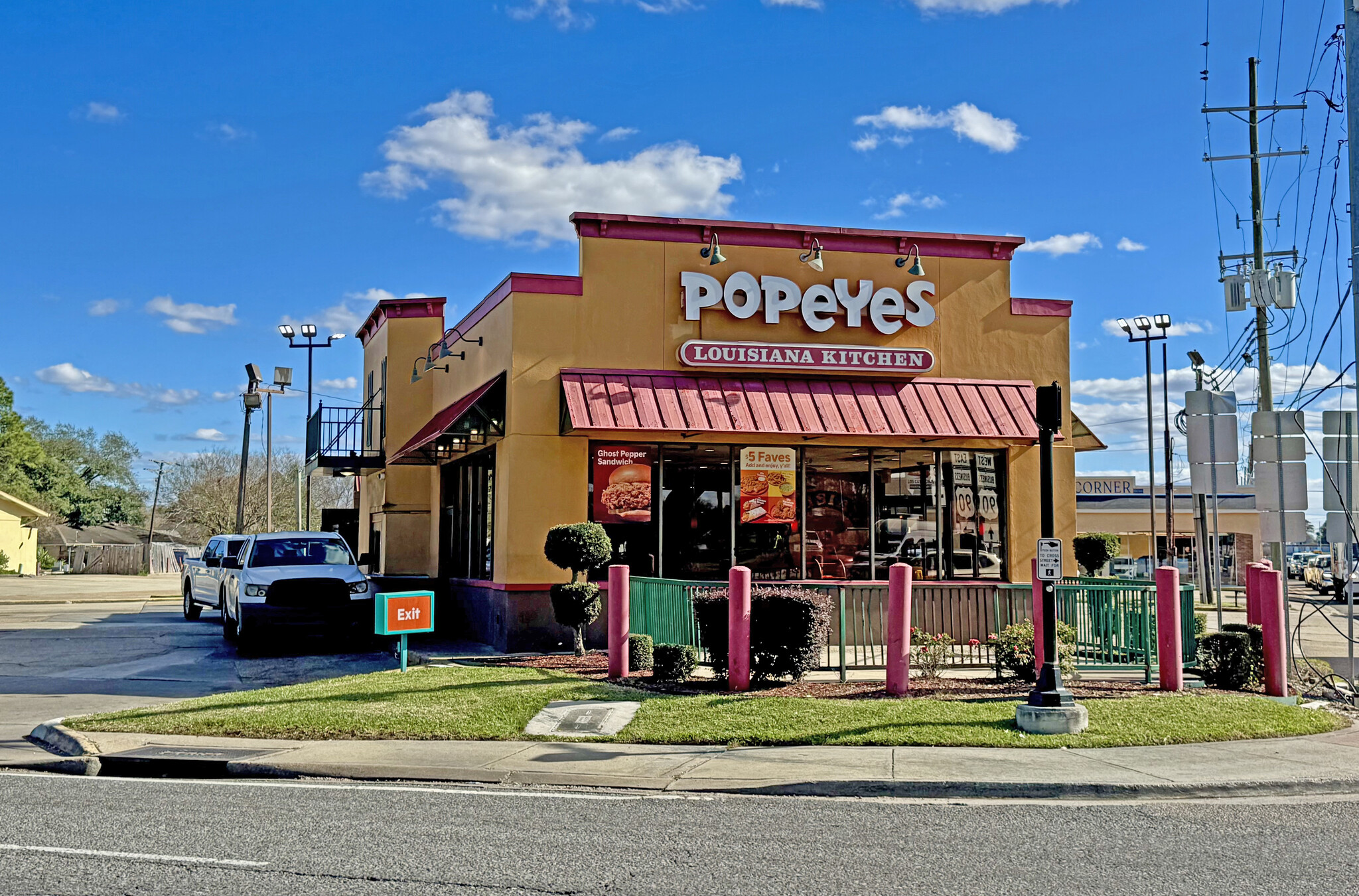 1401 Lafayette St, Gretna, LA for Rent