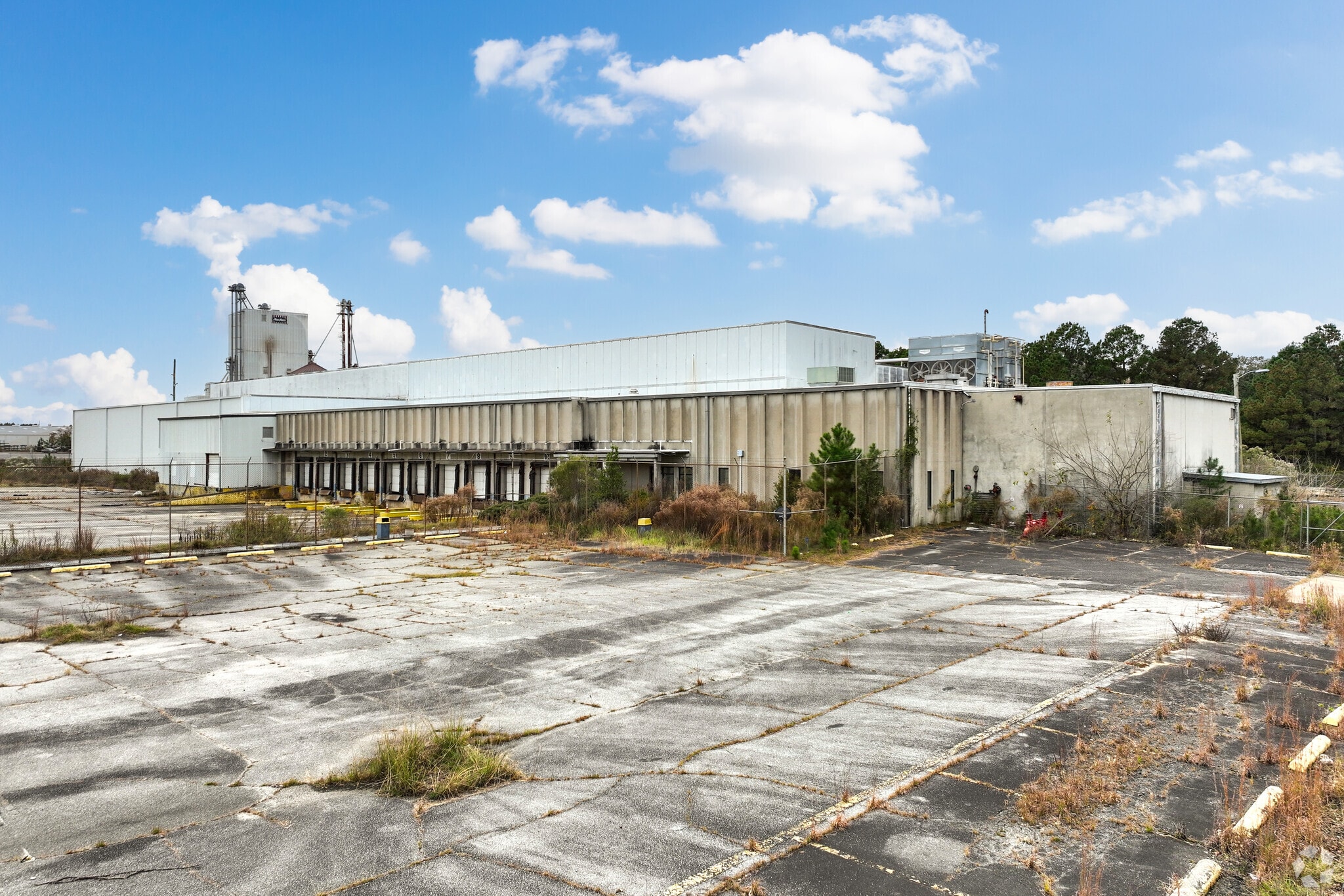 102 N Midway Rd, Cordele, GA for Sale