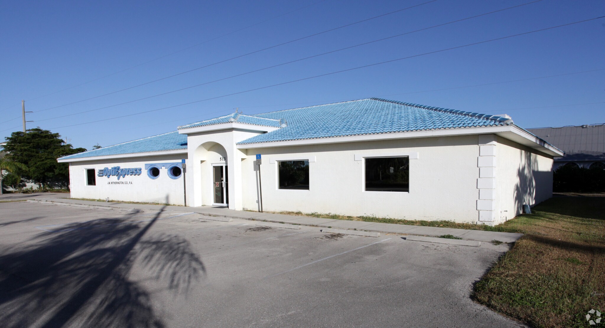 513 Cape Coral Pky W, Cape Coral, FL for Sale