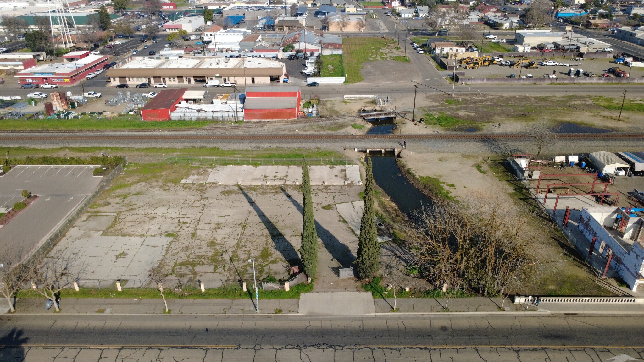 S Gateway Dr, Madera, CA for Sale