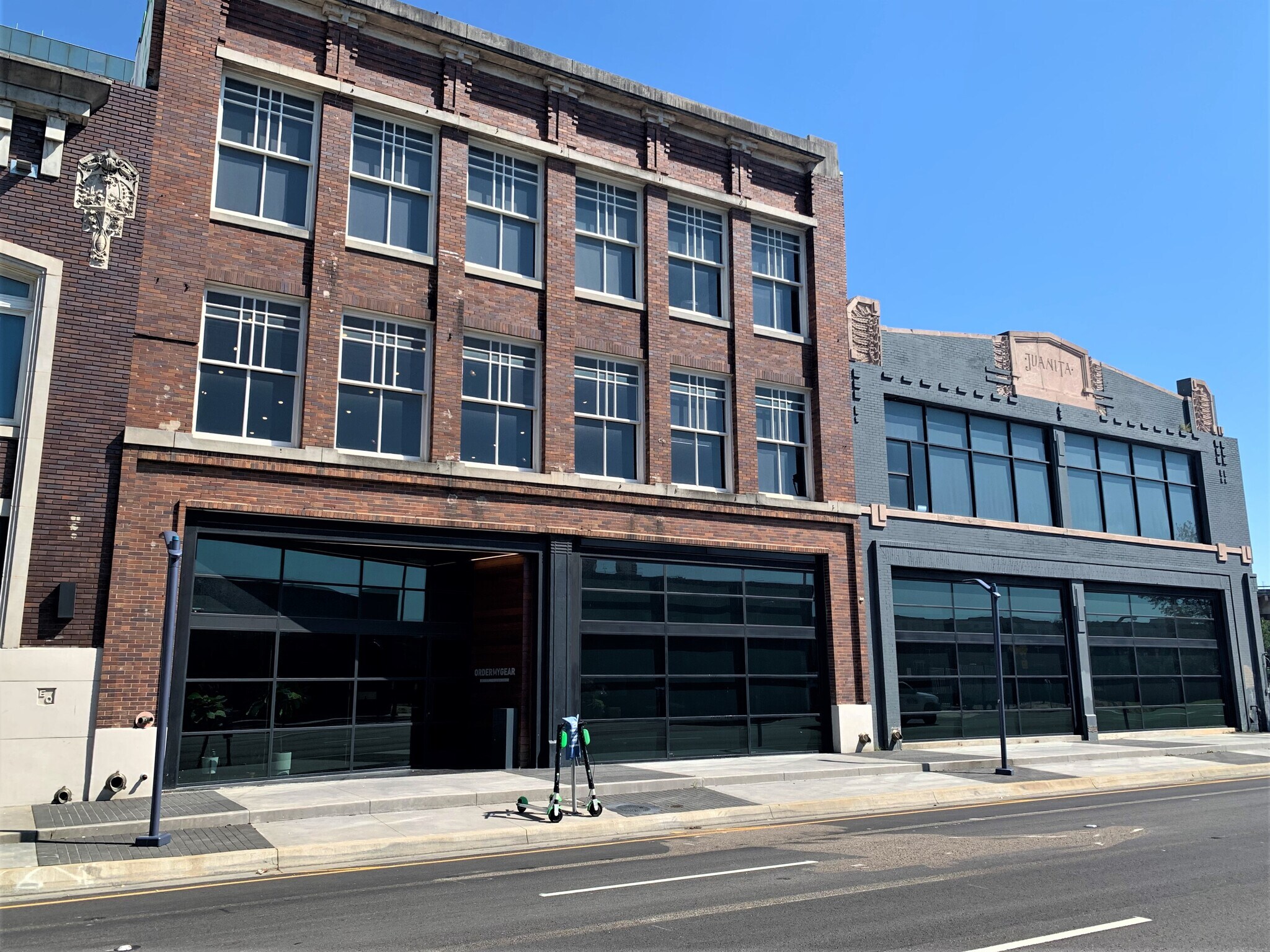 2211-2215 Commerce St, Dallas, TX for Rent