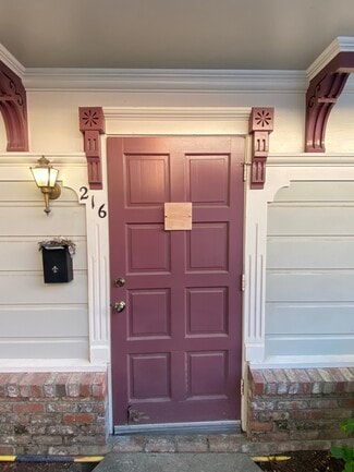 Cloverdale, CA Office - 216 N Cloverdale Blvd