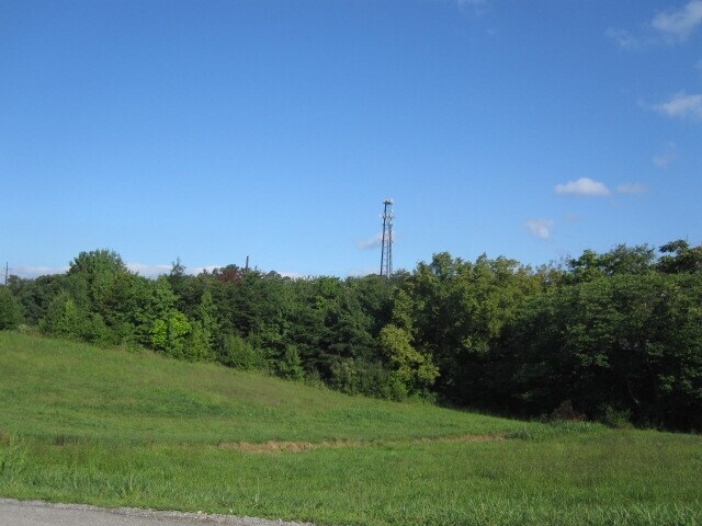 5045 Starkey Rd, Roanoke, VA for Sale