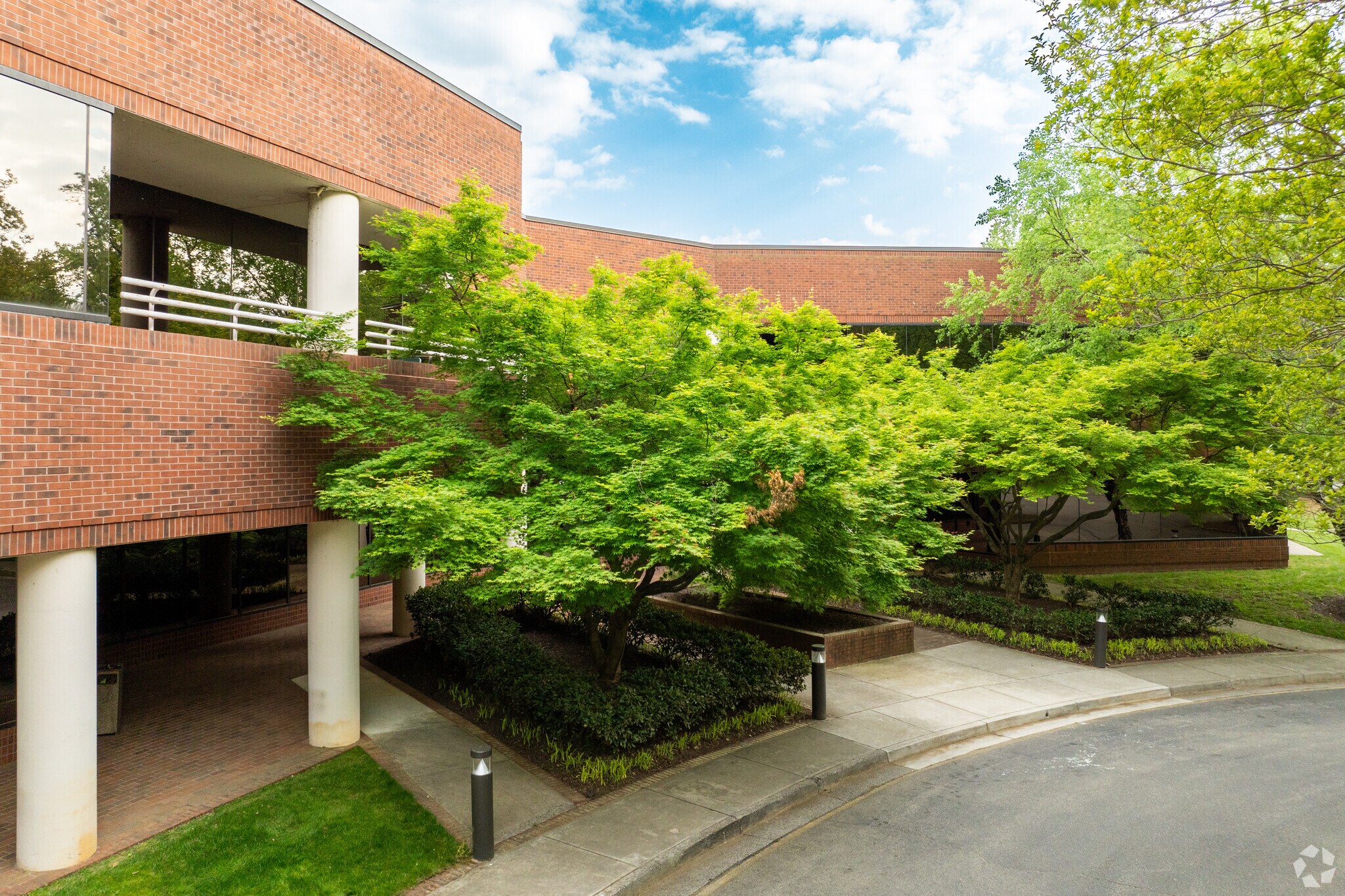 9211 Forest Hill Ave, Richmond, VA for Rent