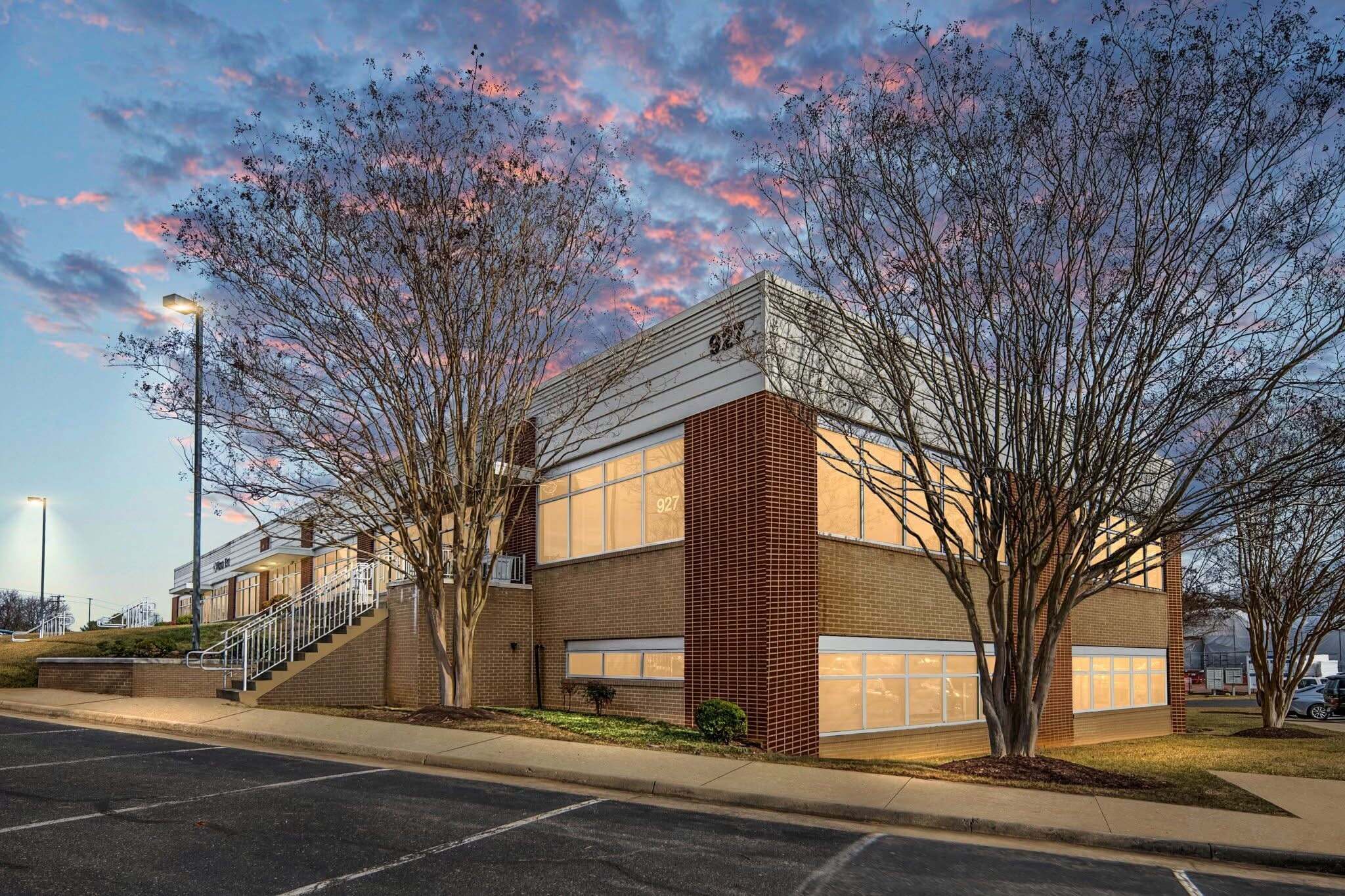 927 Maple Grove Dr, Fredericksburg, VA for Sale