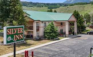 Silverthorne, CO Hospitality - 675 Blue River Pkwy