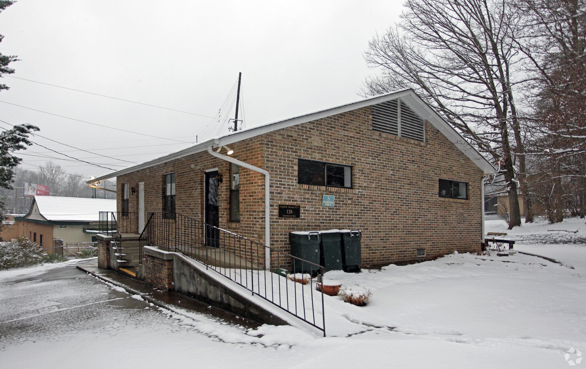 138 Chamberlain Blvd SE, Knoxville, TN for Rent