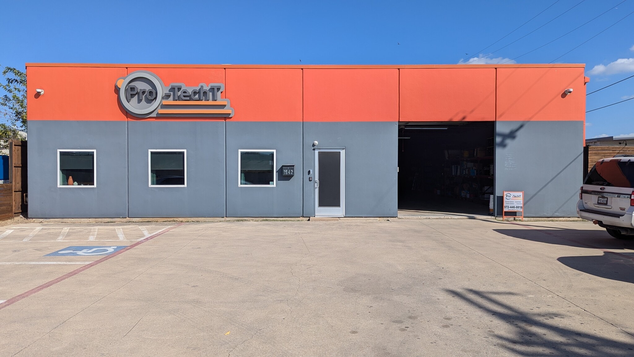 1942 N Interstate 35E, Carrollton, TX for Sale