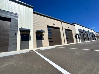 Centennial, CO Light Distribution - 13833 E Briarwood Ave