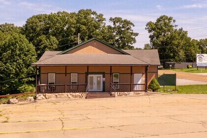 473 Highway W, Eldon, MO for Sale