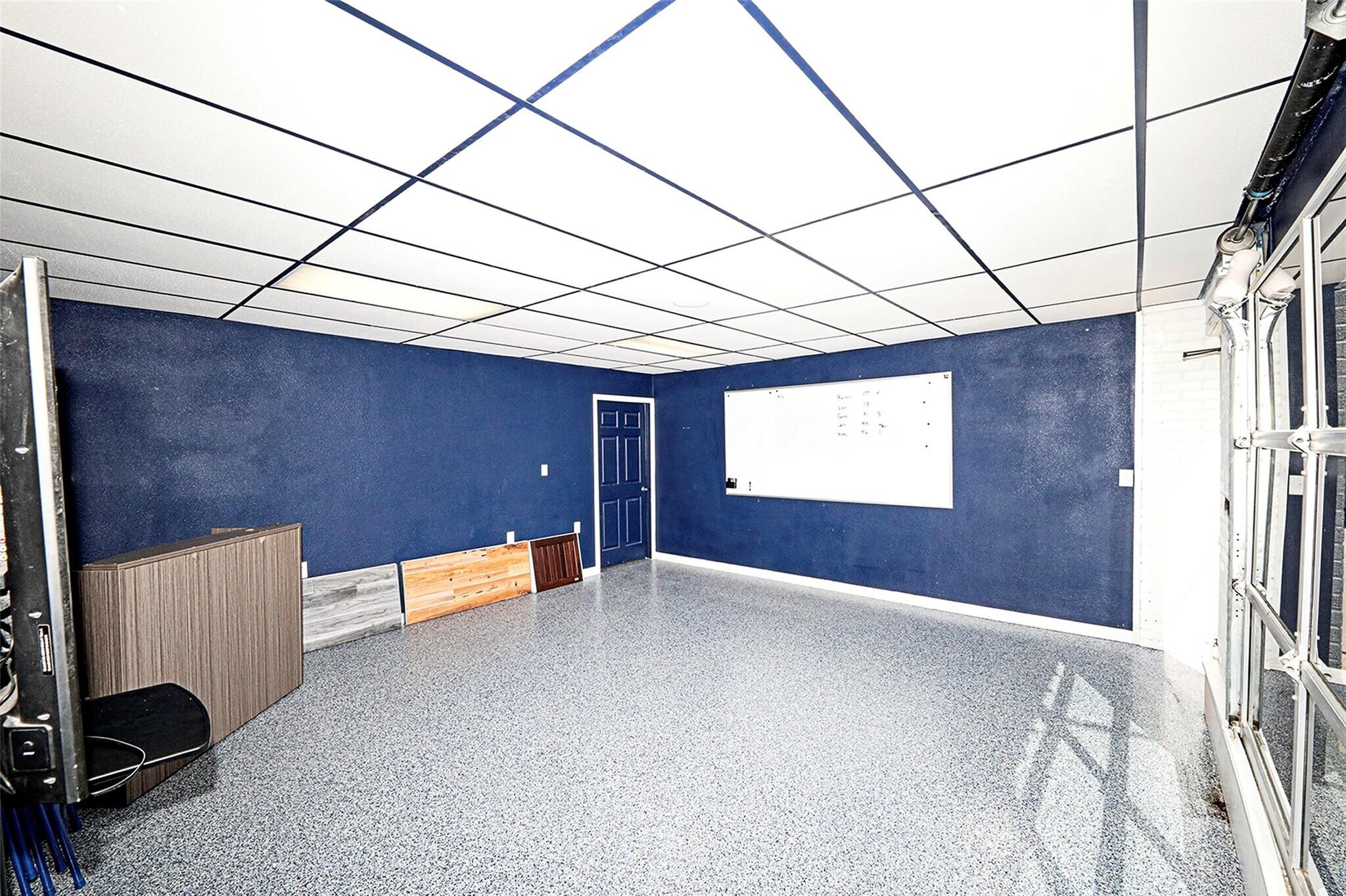 406 W Wise St, Bowie, TX for Sale
