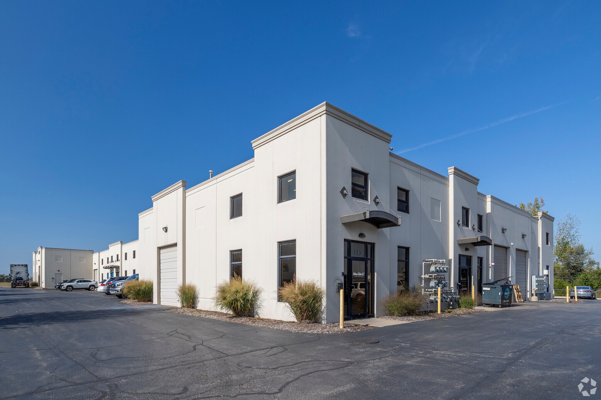 9550 W Sergo Dr, McCook, IL for Rent