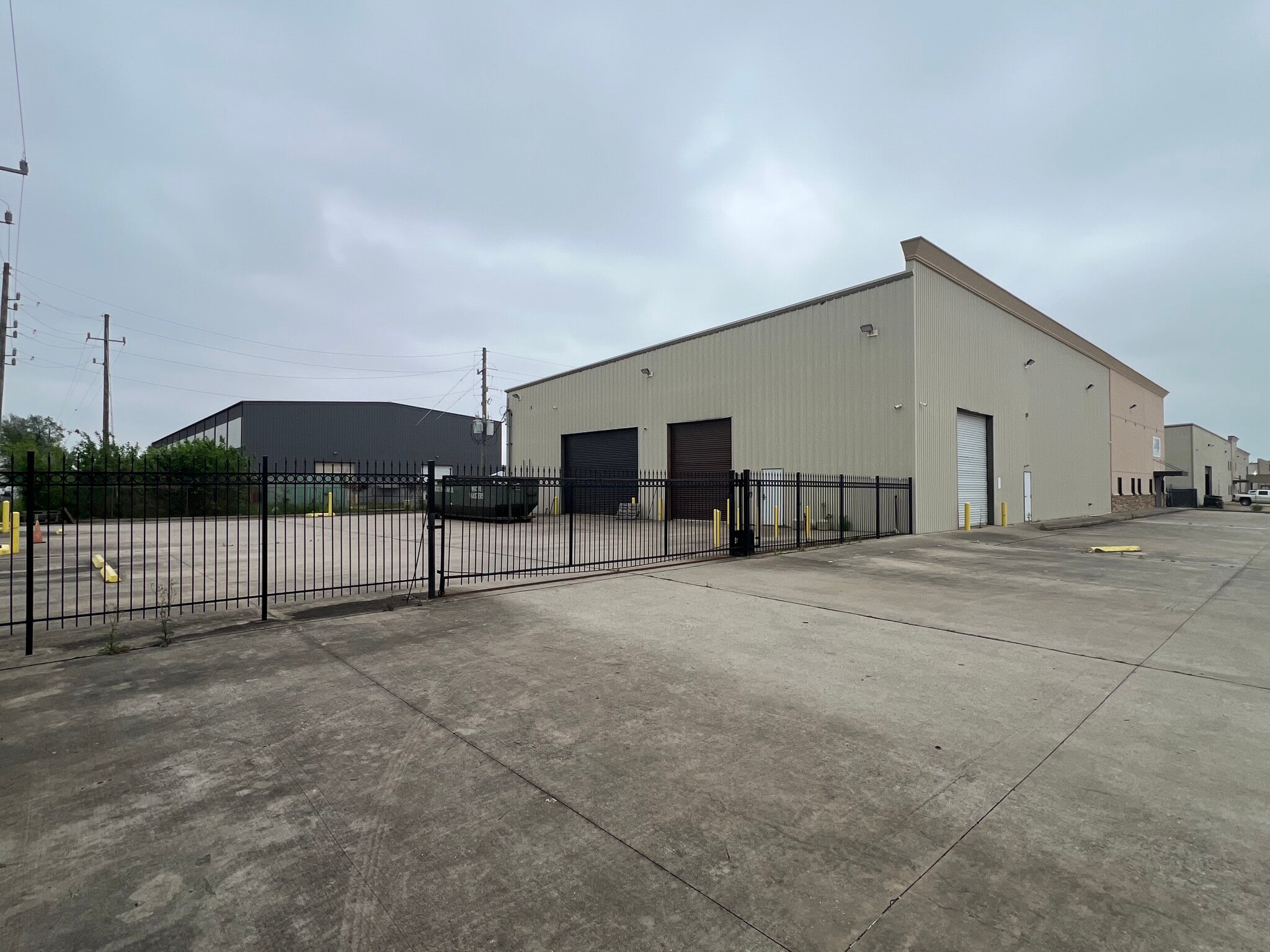 11050 W Little York Rd, Houston, TX for Sale