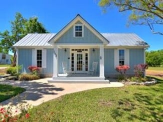 Leander, TX Office/Residential - 103 N West Dr
