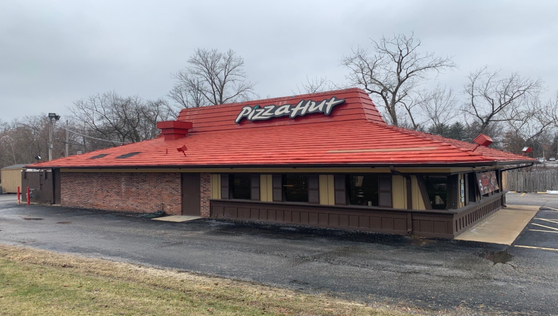 3030 Godfrey Rd, Godfrey, IL for Rent
