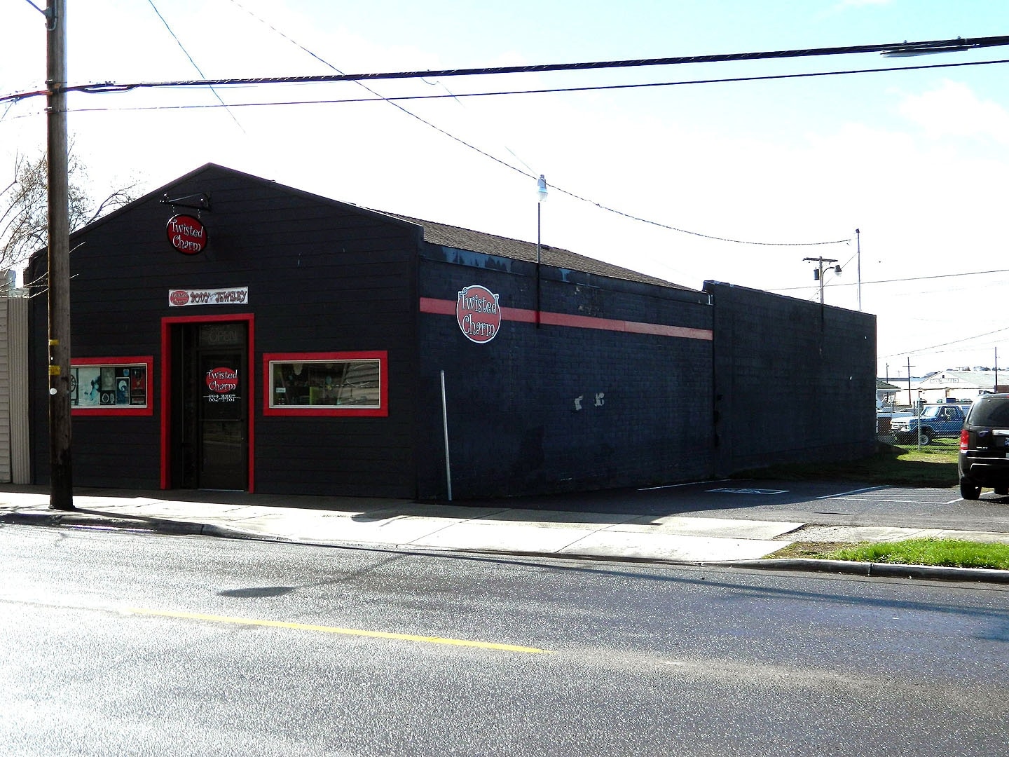 162 E Main St, Klamath Falls, OR for Sale