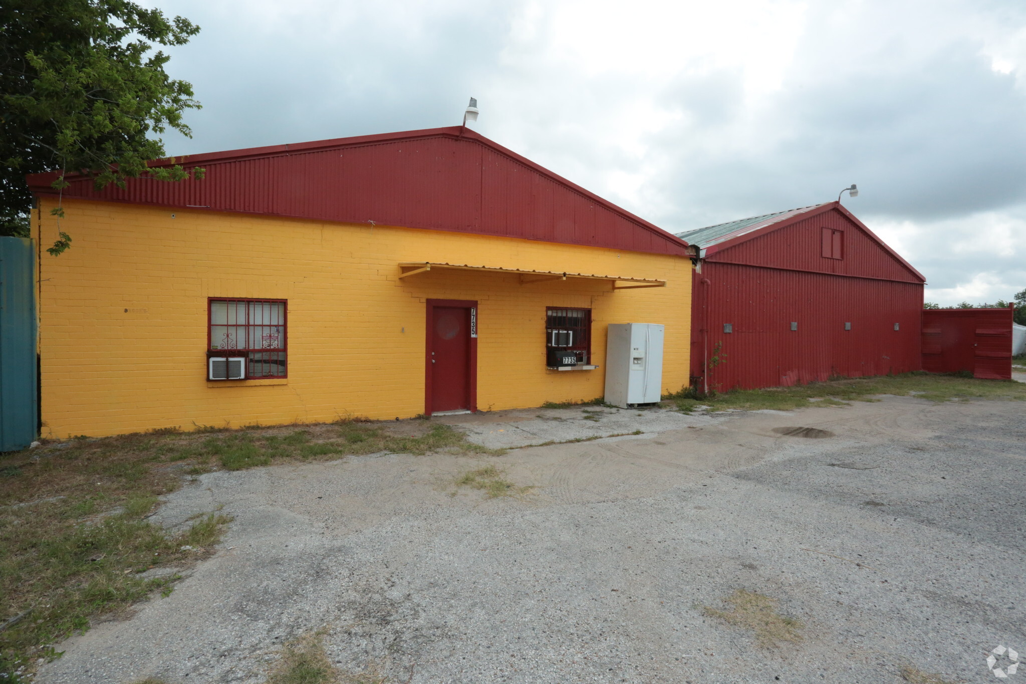 7735 Lettie St, Houston, TX for Rent