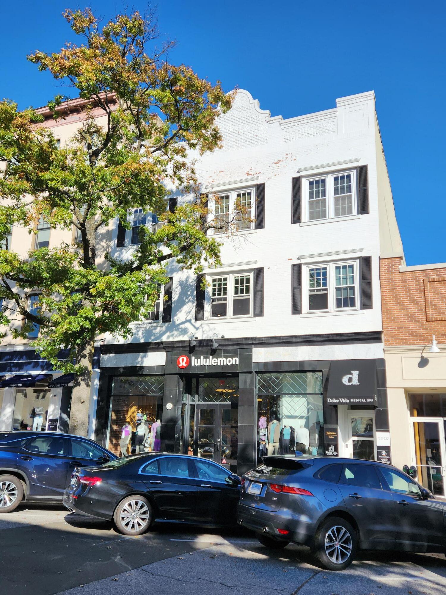151 Greenwich Ave Greenwich, CT 06830 Retail Property for Lease on