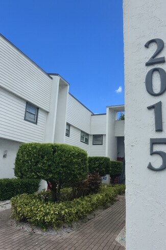 Sarasota, FL Medical - 2015 S Tuttle Ave