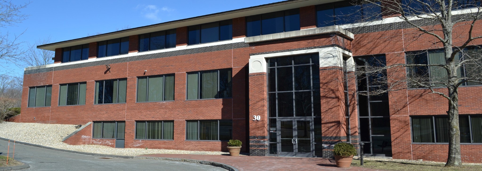 30 Waterside Dr Farmington, CT 06032 Office Property for Lease on