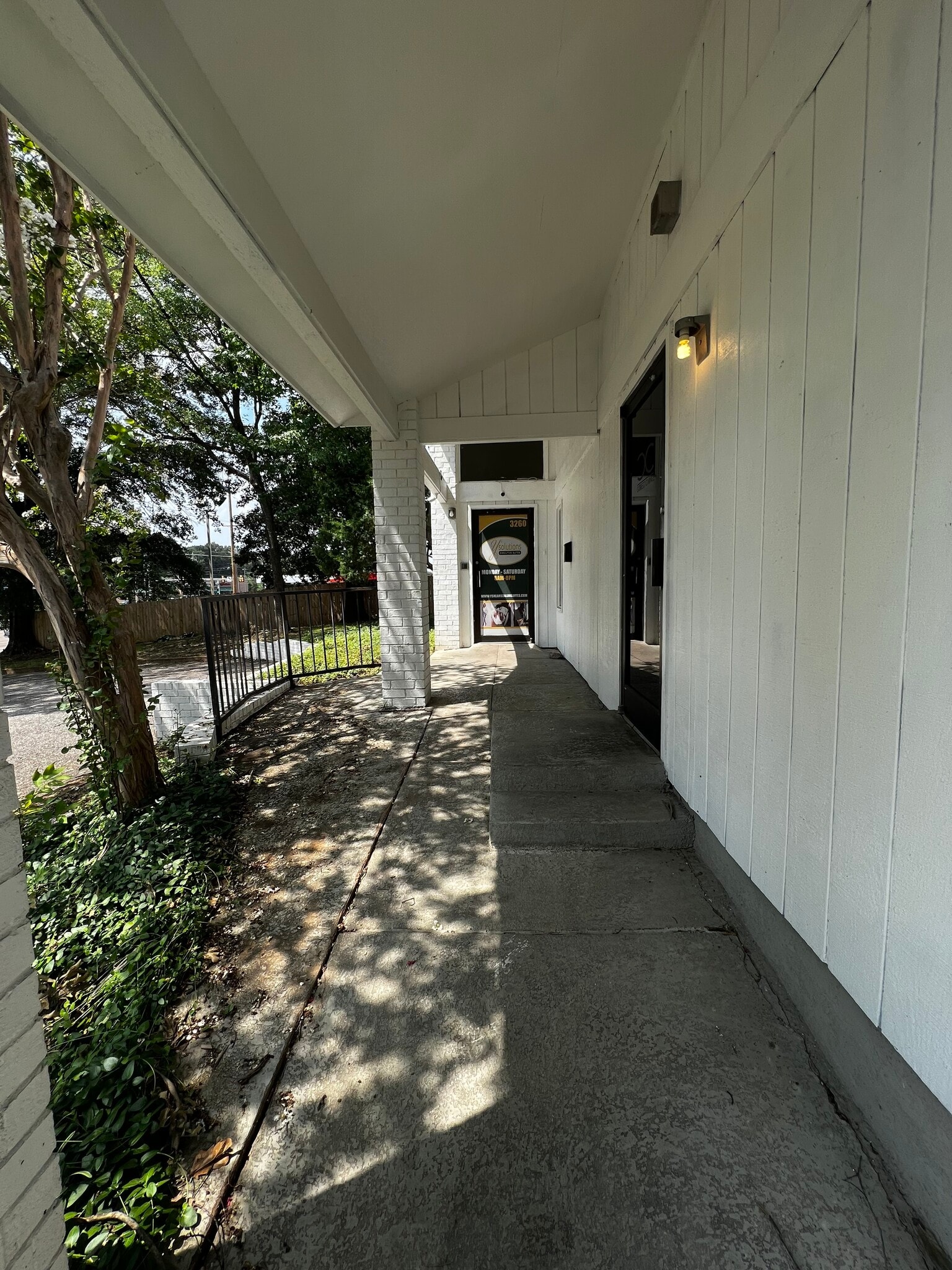 3260 Hickory Hill Rd, Memphis, TN for Rent