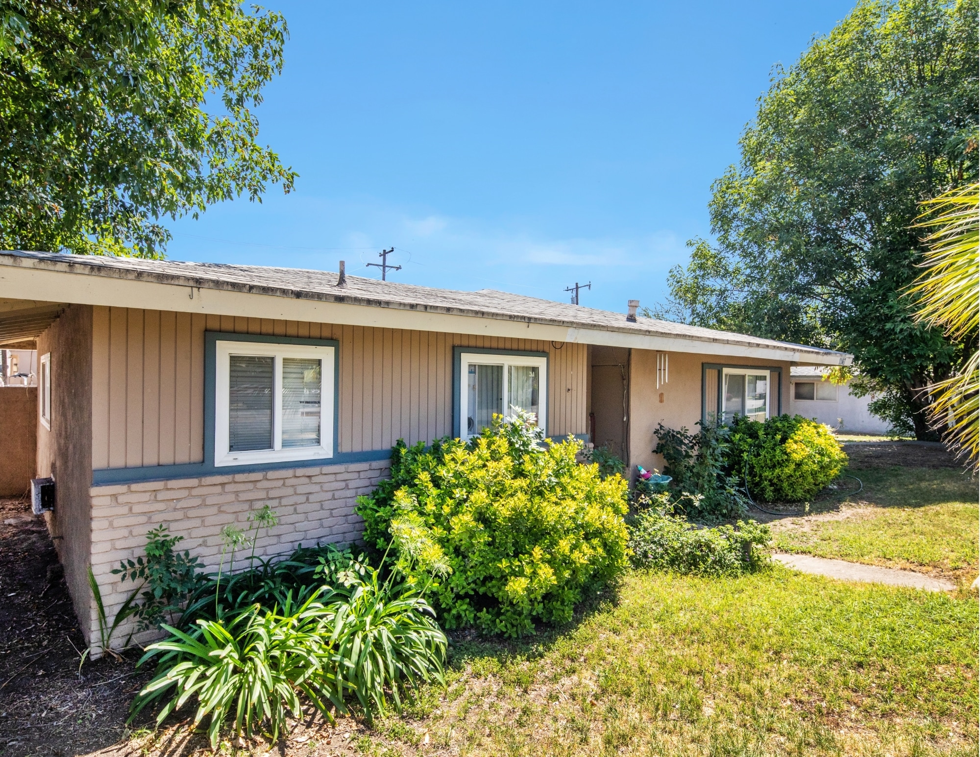 1147 W D St, Ontario, CA for Sale