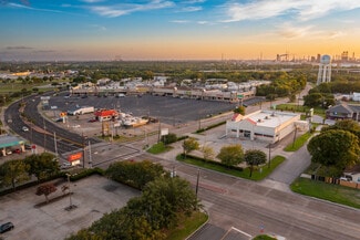 Baytown, TX Office/Retail - 2001 Garth Rd
