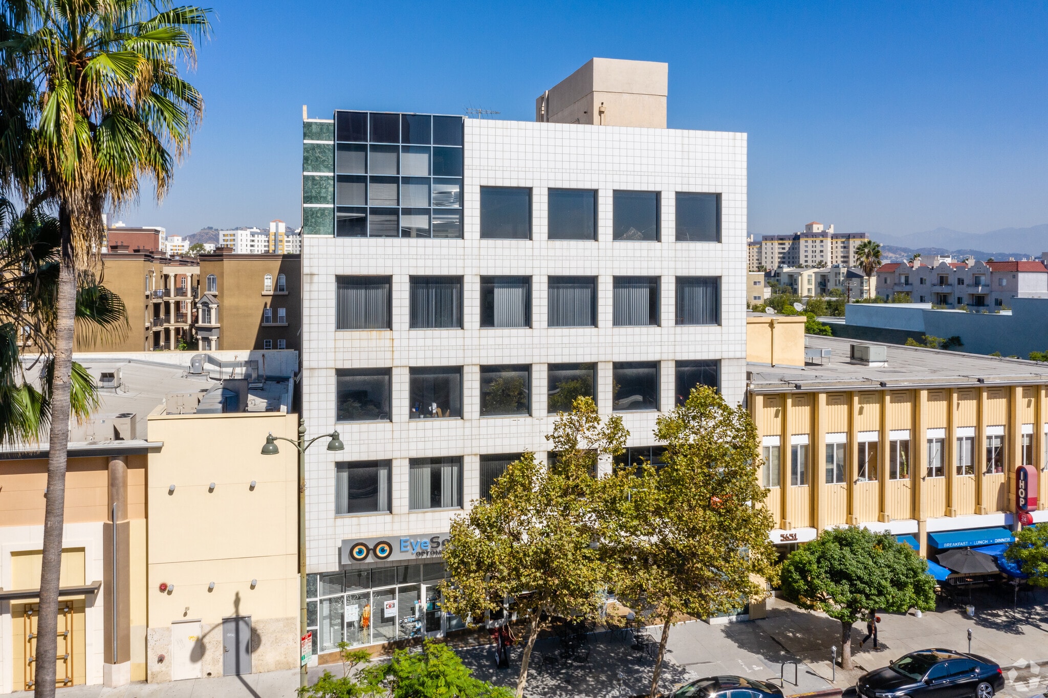 5657 Wilshire Blvd, Los Angeles, CA for Rent