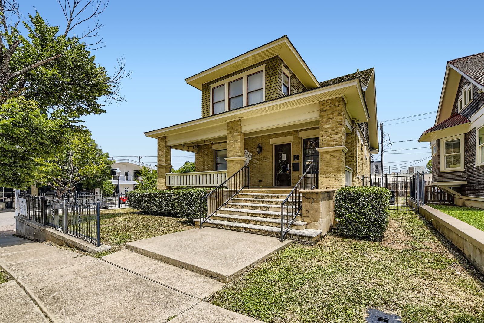 1301 Hurley Ave, Fort Worth, TX for Rent