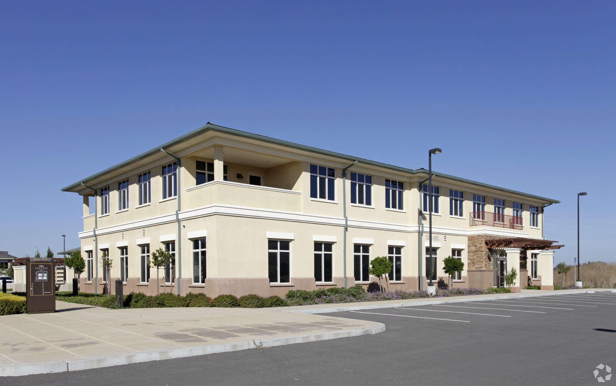 182-192 Gateway Rd E, Napa, CA for Rent
