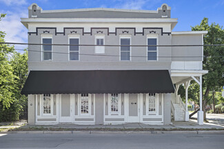 San Antonio, TX Storefront Retail/Office - 2024 S Flores St