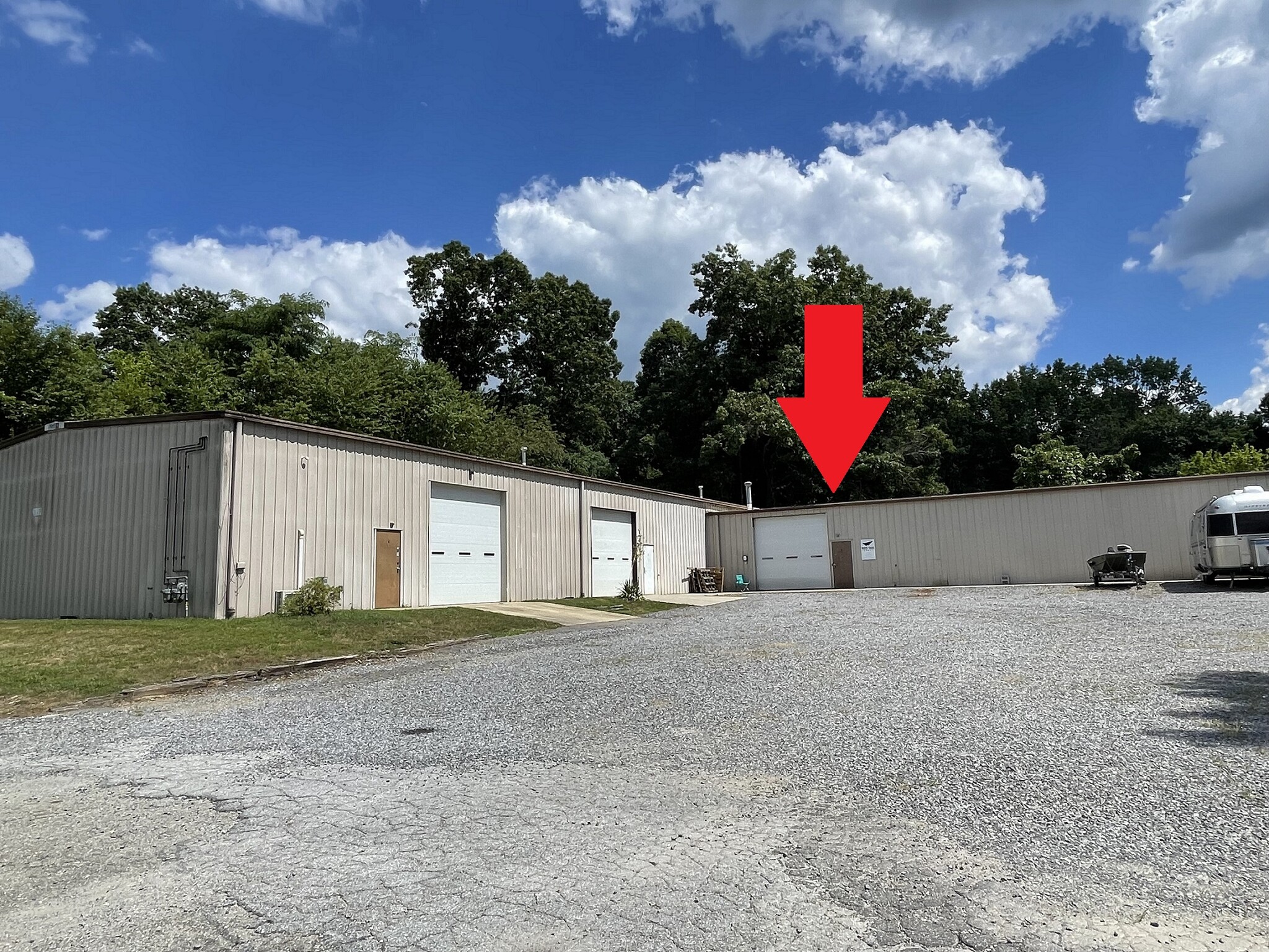 2131 US Highway 70, Swannanoa, NC for Rent