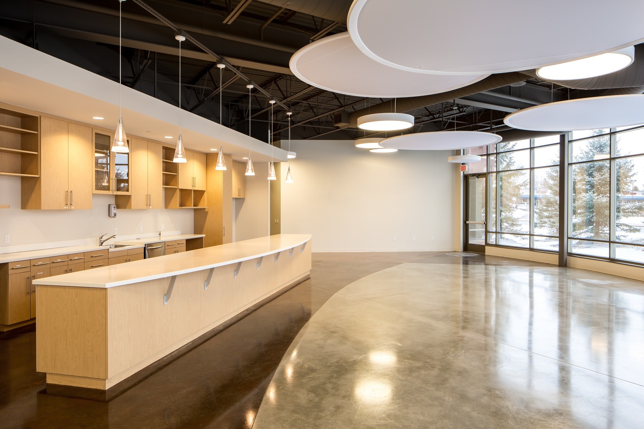 9023 Columbine Rd, Eden Prairie, MN for Rent