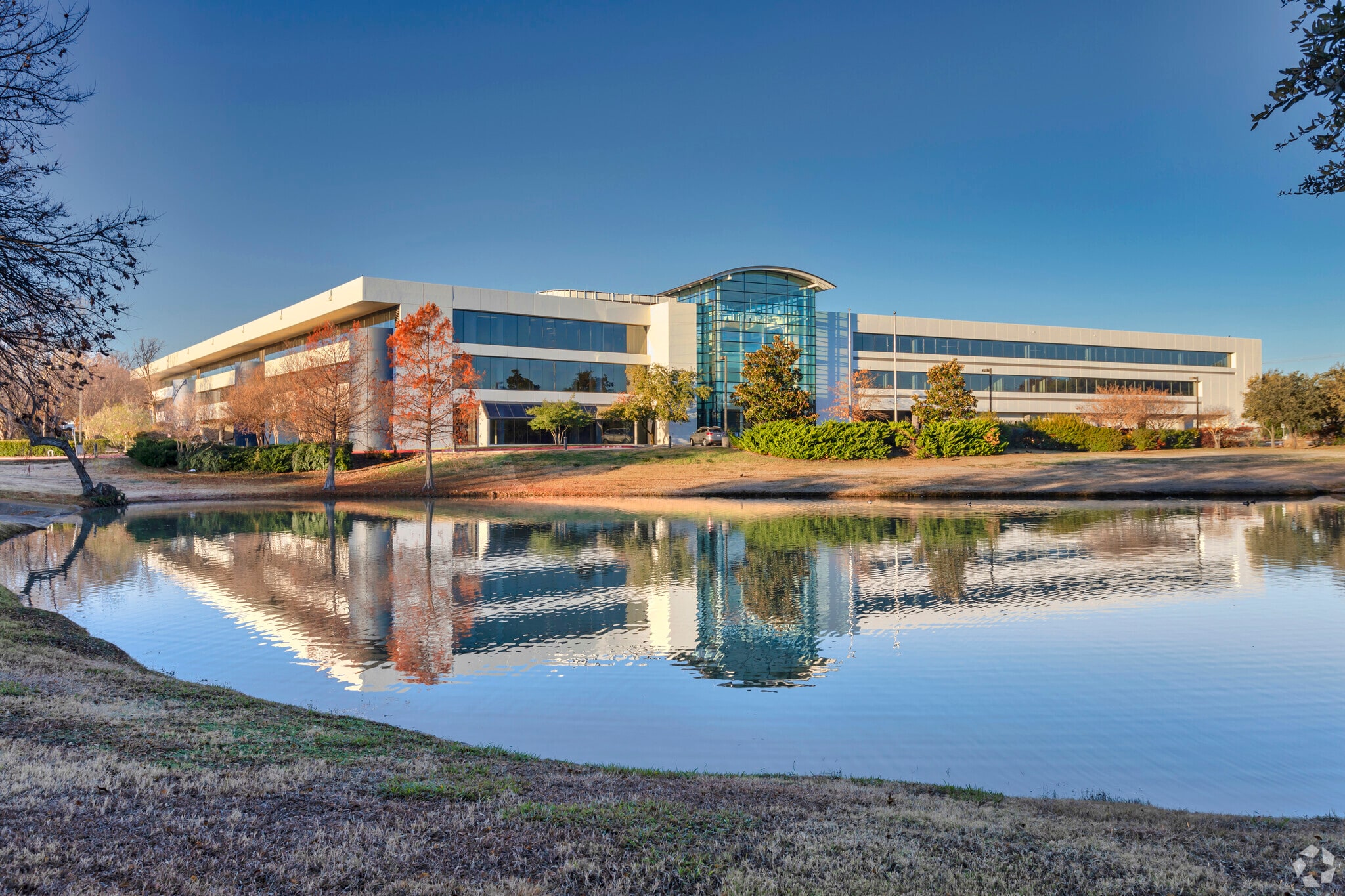 2901 Kinwest Pky, Irving, TX for Rent