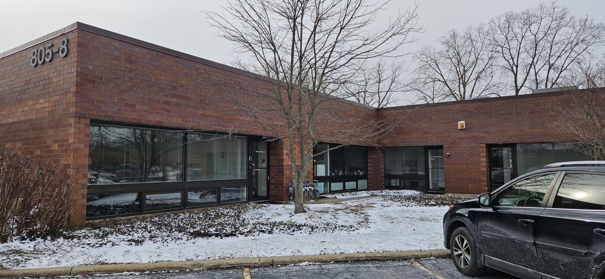 666 Dundee Rd, Northbrook, IL for Sale