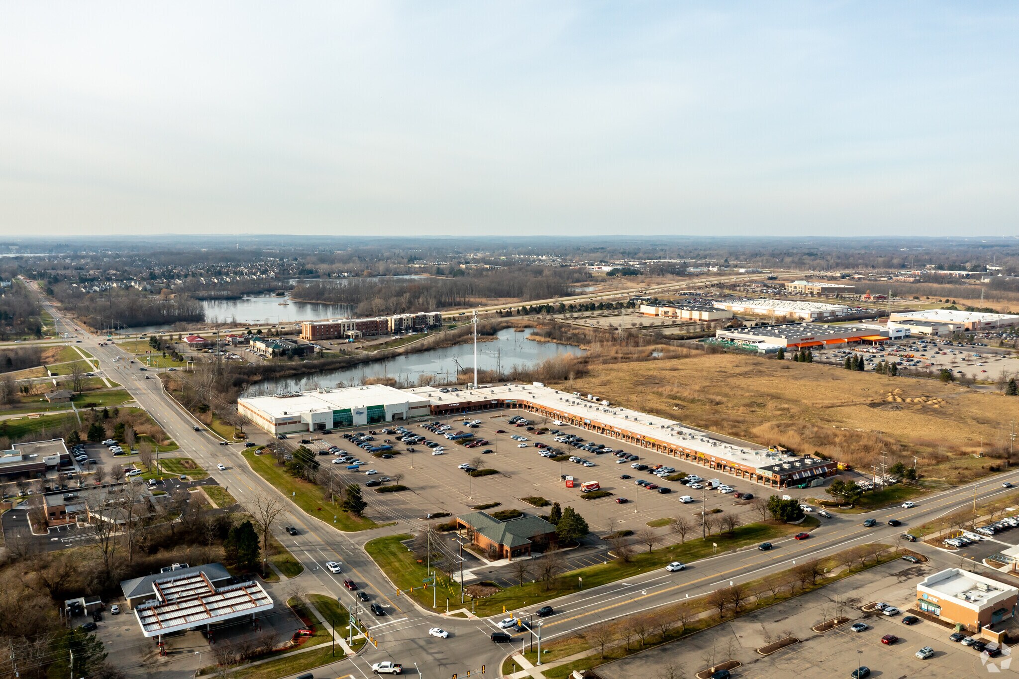 39440-39900 W 14 Mile Rd, Walled Lake, MI for Rent
