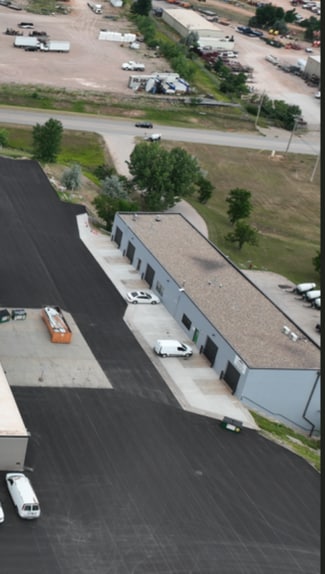 Rapid City, SD Industrial - 3075 N Plaza Dr