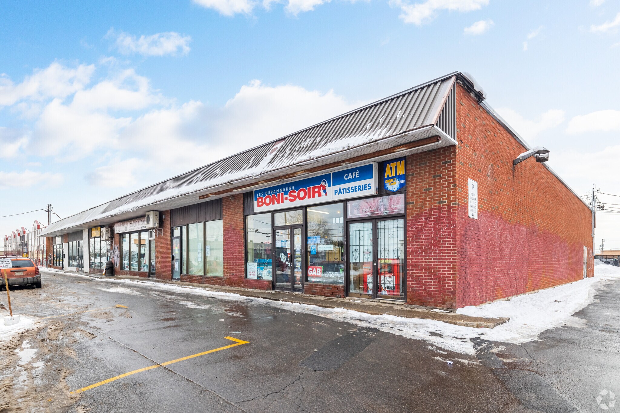 299-305 Rue Lawrence, Longueuil, QC for Sale