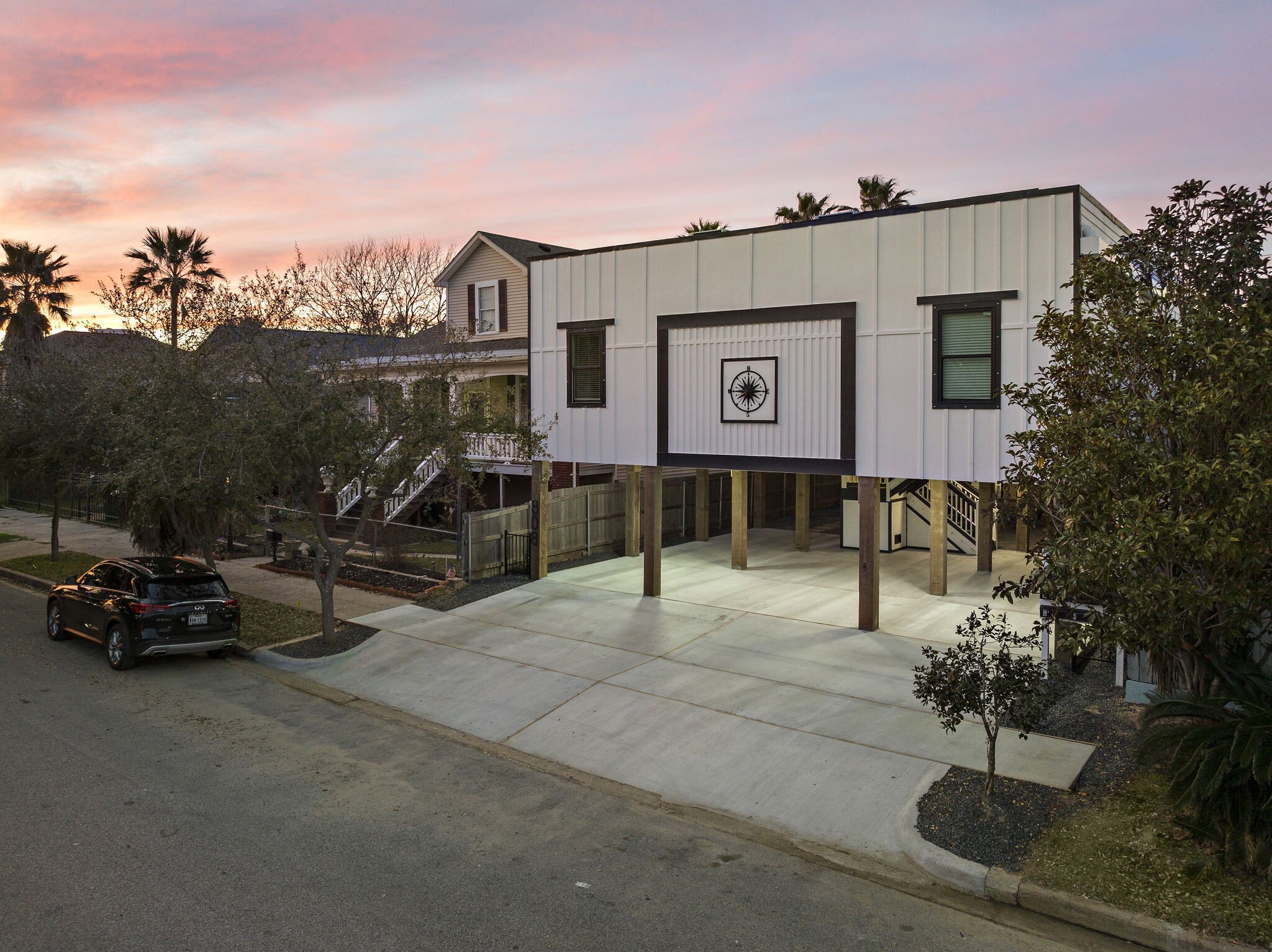 808 Sealy ave, Galveston, TX for Sale