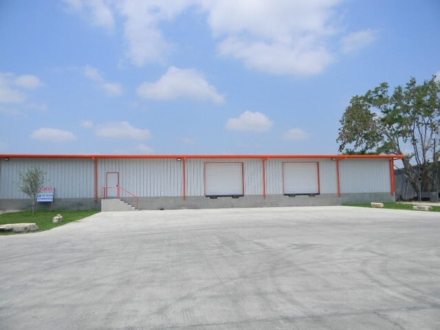 711 E Produce Rd, Hidalgo, TX for Rent